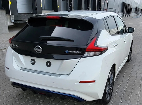 Nissan Leaf cena 71900 przebieg: 54000, rok produkcji 2019 z Limanowa małe 742